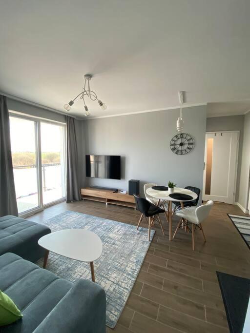 Nowoczesny Apartament Przy Ul Plazowej, Сърбиново Екстериор снимка
